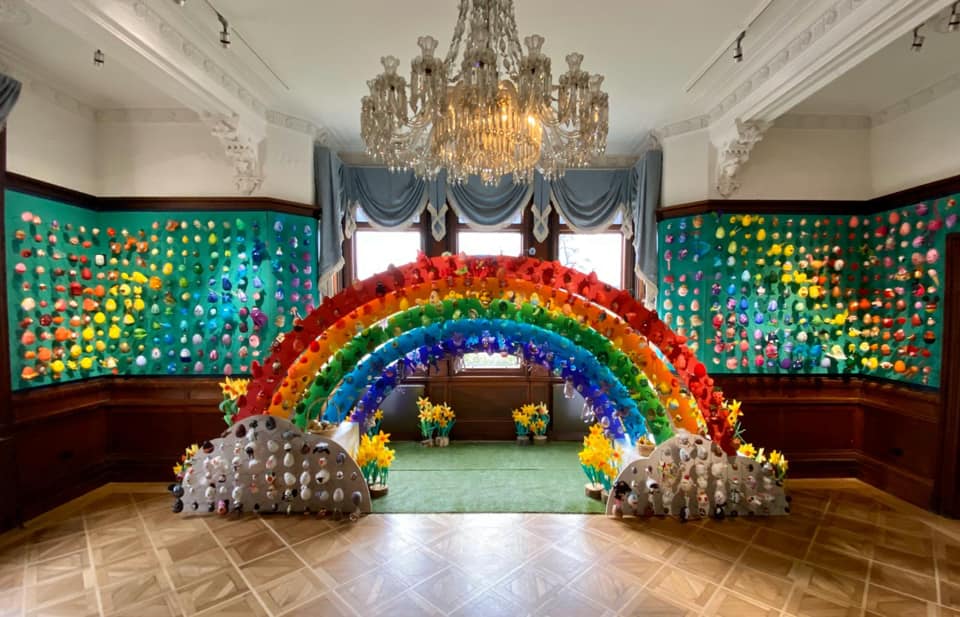 Rainbow Family In front Of The Museum